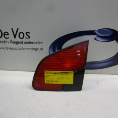 Peugeot 406  Achterlicht rechts 2000 6351H6