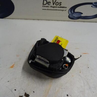Peugeot 1007 1.4 Seatbelt tensioner, left 2007 8974V7