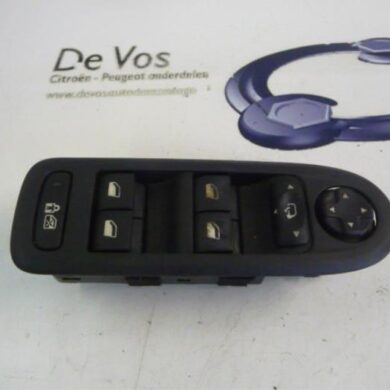 Peugeot 308  Multi-functional window switch 2009 649026