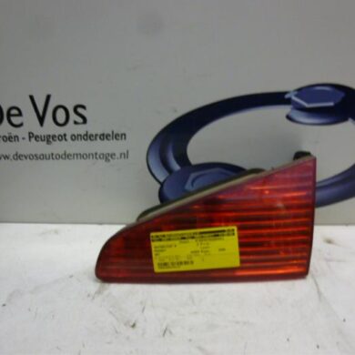 Peugeot 607 2.2 HDi 16V FAP Taillight, right 2000 6351N2