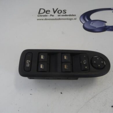 Peugeot 308  Multi-functional window switch 2009 649028