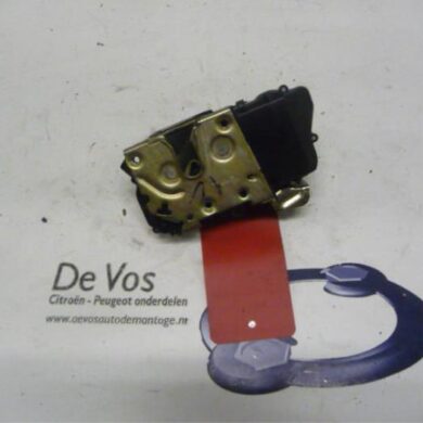Citroen Xsara  Deurslot Mechaniek 2Deurs rechts 2001 9136J2