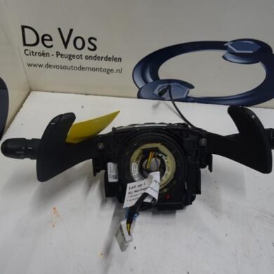 Citroen C4 Cactus  Combischakelaar Stuurkolom 2014 98046103ZD