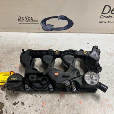 Peugeot Partner  Rocker cover YHZ 2019 9827622780