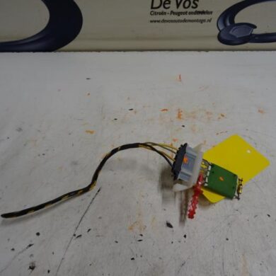 Peugeot Partner 1.6 HDI 75 Heater resistor 2012 6450P7
