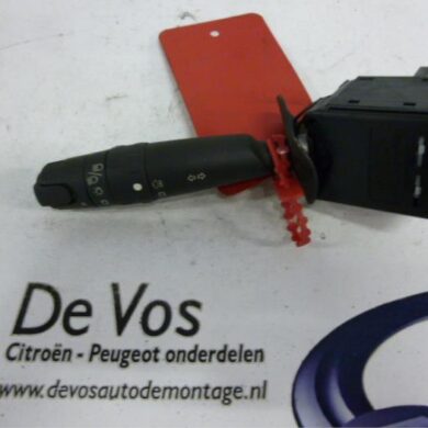 Citroen Xantia  Steering column stalk 2000 625374