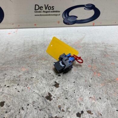 Peugeot 508 1.6 16V GT PureTech 225 Handrem schakelaar 5GG 2019 98105935VV