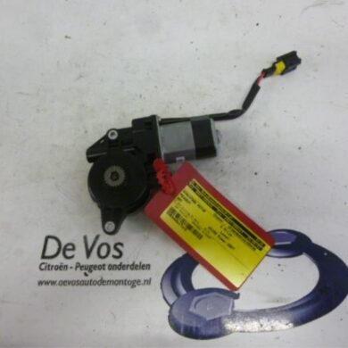 Peugeot 207  Sunroof motor 2007 8401QX