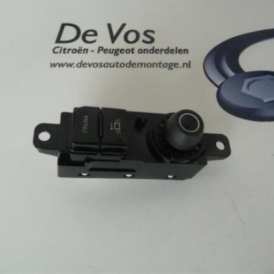 Peugeot 208 1.2 Vti 12V PureTech 82 Schakelaar 2013 96758773XU