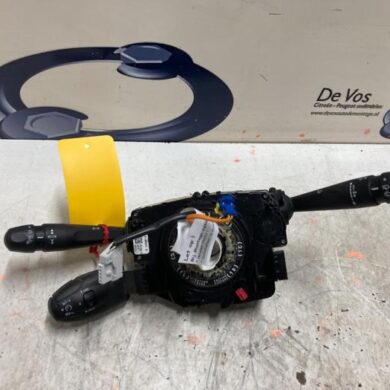 Peugeot 2008 1.2 Vti 12V PureTech 82 Steering column stalk 2013 98081767ZD-98030390ZD