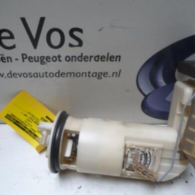 Peugeot 106 1.6 XS Brandstofpomp Elektrisch NFZ 1997 152587