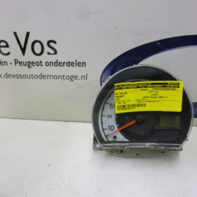 Peugeot 107 1.0 12V Kilometerteller KM 2011