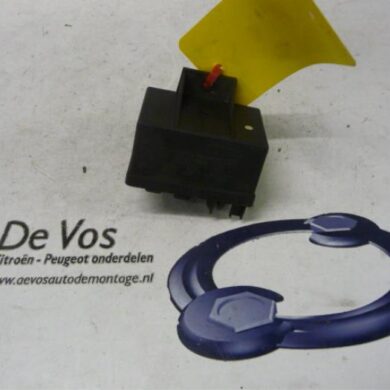 Citroen C6 2.7 HDiF V6 24V Voorgloei Relais 2006 598142