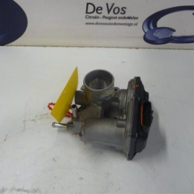 Peugeot 108  Gasklephuis CFB 2015 1611551380