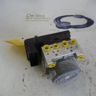 Peugeot 208  ABS Pomp ZMZZM01 2013 1610134480