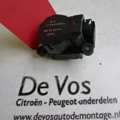 Peugeot 207  Heater valve motor 2006 6447NL