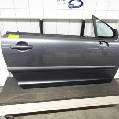 Peugeot 207  Door 2-door, right 2008 9004Y6