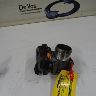 Peugeot 308  Gasklephuis BHZ 2015 9807238580