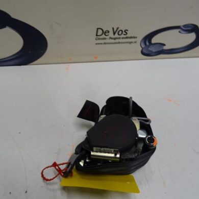 Peugeot 308  Seatbelt tensioner, left 2011 8976S1