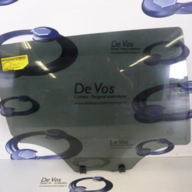 Peugeot 2008  Rear door window 4-door door, rear right 2015 9678175280