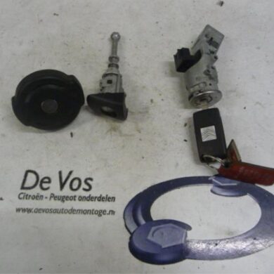 Citroen C4 1.4 16V Set of cylinder locks (complete) 2007 4162EP-4162EA