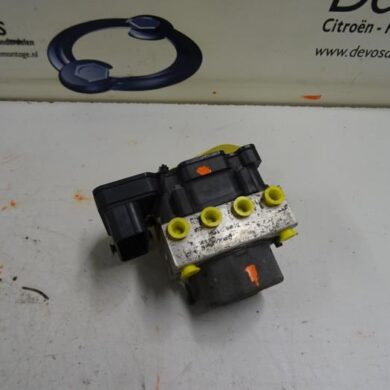 Peugeot 107 1.0 12V ABS Pomp 1KR-CFB 2013 1608529580