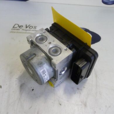 Peugeot 208  ABS Pomp HMZHM01 2013 1610134480