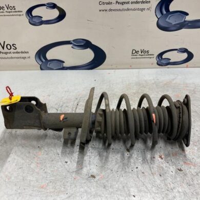 Peugeot 308 1.2 12V e-THP PureTech 130 Stoßdämpferstrebe links vorne 2015 1628565380-1614380680