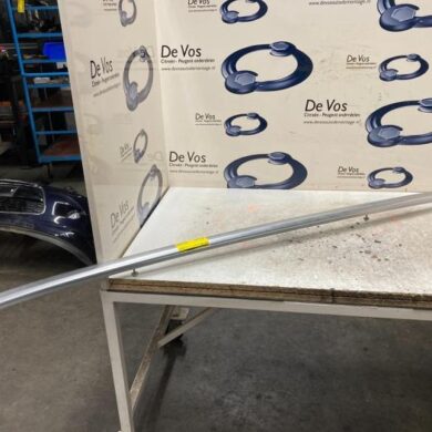 Peugeot 5008 1.2 12V e-THP PureTech 130 Dakrail links 2018 98263652VV