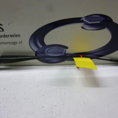Peugeot Partner 1.6 HDI 90 16V Front wiper arm 2009 6429FG