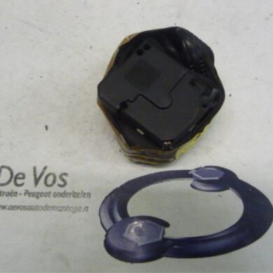 Citroen C2 1.1 Front seatbelt, right 2004 8974A0