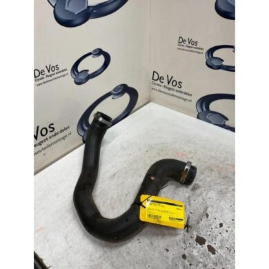 Peugeot 5008 1.5 BlueHDi 130 Intercooler hose YHZYHZ-YH01 2018 9820100780