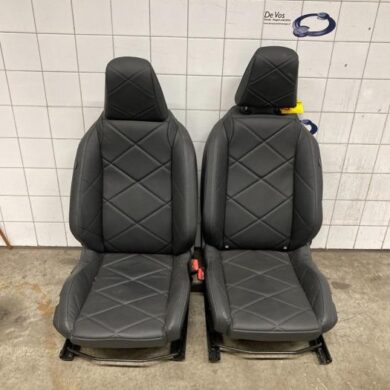 DS Automobiles DS3 Crossback 1.2 12V PureTech 130 Set of upholstery (complete) 2019