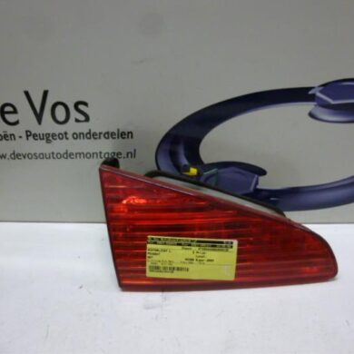Peugeot 607 2.2 HDi 16V FAP Taillight, left 2003 6350N2