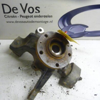Peugeot 607 2.7 HDi V6 24V Knuckle, front right 2009 364786