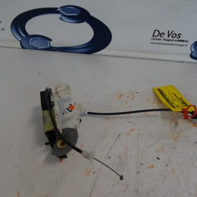 Citroen C4 1.6 HDi 16V 110 Door lock mechanism 2-door, left 2006 9135FE