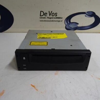 Peugeot 406 2.2 16V Navigatie Module 2004 6563R7