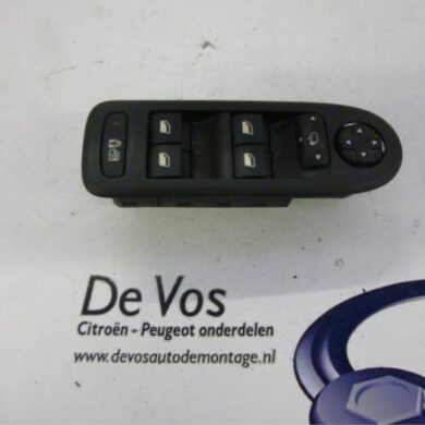 Citroen C5 1.6 16V THP 155 Multi-functional window switch 2010 6490Y6