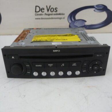 Peugeot 207 1.6 HDi 16V Radio CD player 2007 6564ZQ-16077506XT-6564ZR