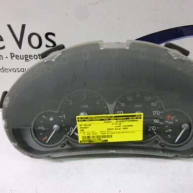 Peugeot 206 2.0 XS,XT HDi Odometer KM 2002 6106LR-6104JG