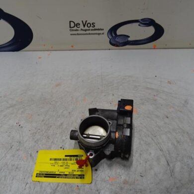 Peugeot 307 1.6 16V Gasklephuis NFU 2002 1635Q9