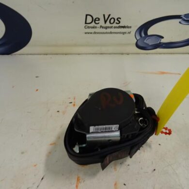 Peugeot 207  Seatbelt tensioner, right 2010 8975W8