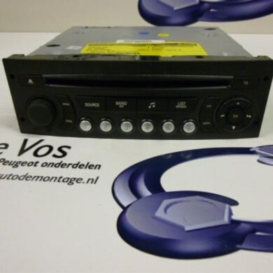 Citroen C3 Picasso 1.6 16V VTI 120 Radio CD player 2012 16089059XT