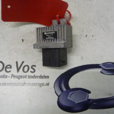 Citroen C4 Picasso 2.0 HDiF 16V 135 Voorgloei Relais 2007 598040