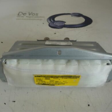 Citroen C4 Picasso  Airbag rechts (Dashboard) 2008 8216NT