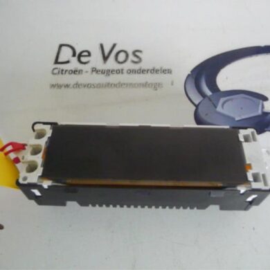 Peugeot 207  Interior display 8FS 2009 9807307080-659399-6593A0