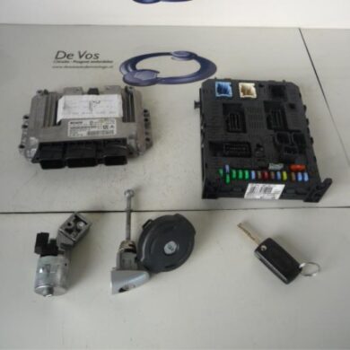 Peugeot 308 1.6 HDi 16V Engine management computer 9HZ-9HZ9H01 2010 1943WJ-1943WK