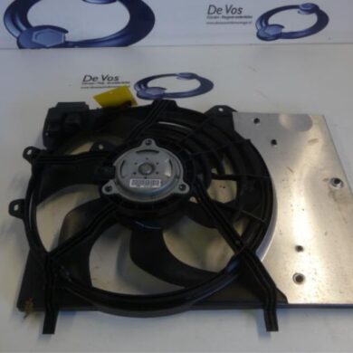 Citroen C3 Picasso  Cooling fan housing 2013 9801666680-1253Q0