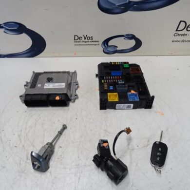 Citroen C3 Aircross  Engine management computer HNY-HNYHN02 2018 1629043280