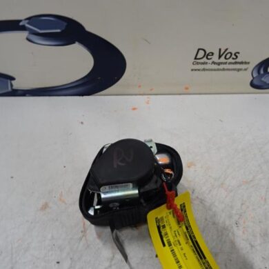 Peugeot 207  Seatbelt tensioner, right 2009 8975W8